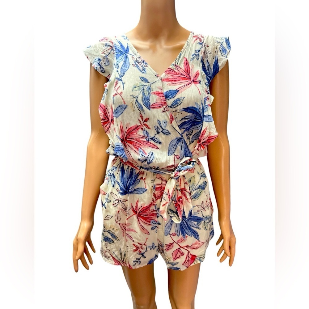 One Clothing Los Angels - NWT - Floral Ruffle Romper